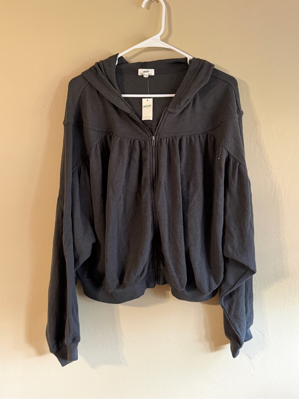 NWT Aerie Bounce Zip Hoodie